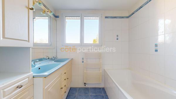 Vente Maison160 m² - 7 Pièces - SAINT REMY LES CHEVREUSE (78470)