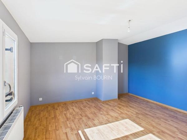 Grande maison familiale avec piscine – 6 chambres – 169 m² – Jassans-Riottier