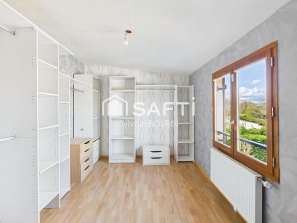 Grande maison familiale avec piscine – 6 chambres – 169 m² – Jassans-Riottier