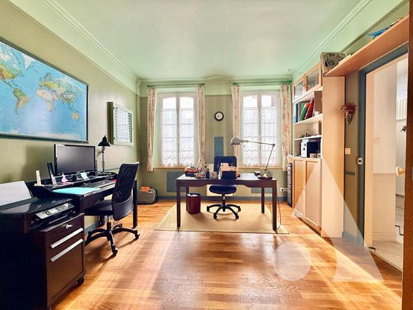 Maison 7 pièces 195 m2