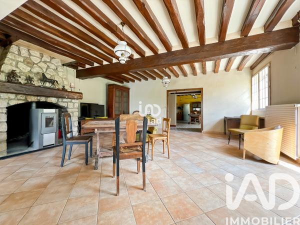 Maison à vendre 7 pièces 207 m² Saint-Valérien