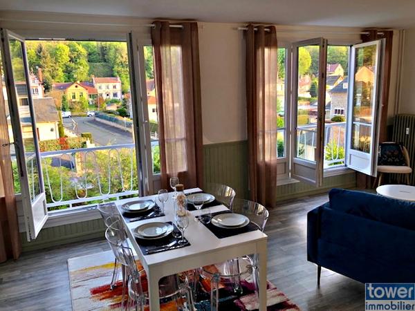 Appartement
                                                                                                                                                                                                                                                                                                                        5 pièce(s)                                                                                                                                                                                                          4 chambre(s)                                                                                                                                                                                                          89  m²