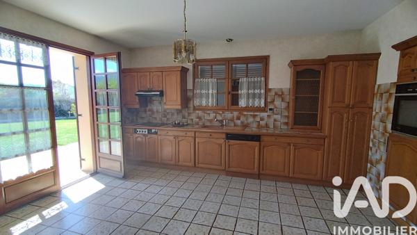 Maison à vendre 10 pièces 343 m² Oyonnax