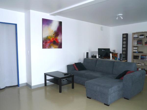 Appartement – À LOUER – GÉMOZAC – Centre-ville T3