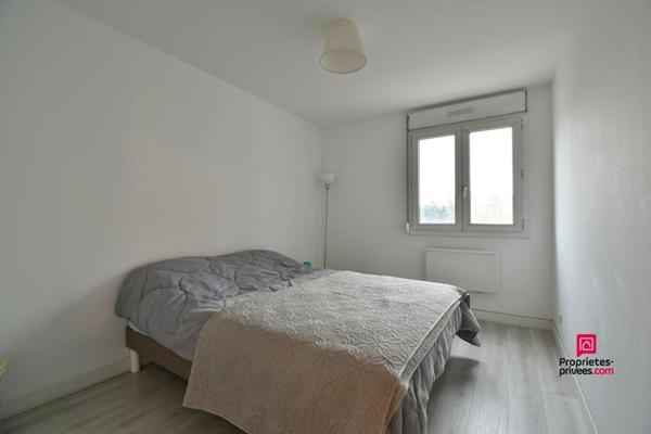 Beau T3 de 66 m2 entièrement rénové - ST PRIEST