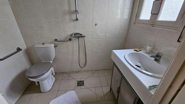 Pavillon à vendre à Royan en Charente-Maritime (17200), ref : 02037   
Métairie