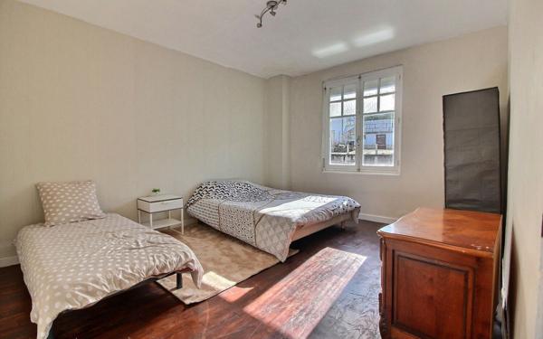 Maison à vendre    3 pièces •  Saint-Symphorien-de-Marmagne