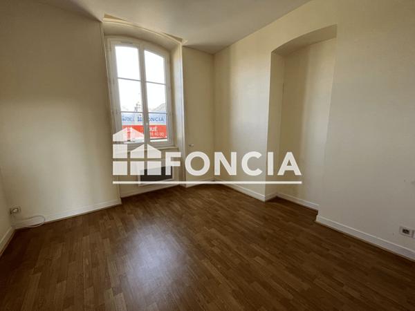 Location Appartement 2 pièces 46.29 m² - 11 A 13 RUE DES JUBELINES Chartres 28000