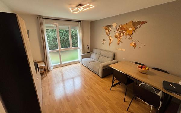 Appartement à vendre    3 pièces • 50,80 m2 Créteil