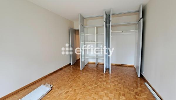 Appartement
         3 pièces
        - 67 m² 127 000 € *