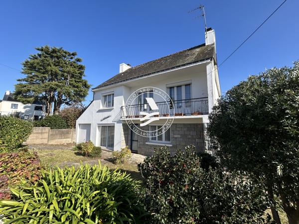 MOCQUARD immobilier, vous propose cette maison à rénover, sur 596m² de terrain.