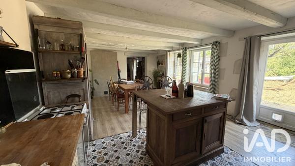 Maison à vendre 6 pièces 140 m² Champagné-Saint-Hilaire