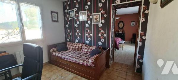 Maison à Vendre à Nancras (17600) en Charente-Maritime (17)

Nous vous proposons cette maison...