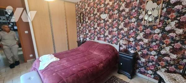 Maison à Vendre à Nancras (17600) en Charente-Maritime (17)

Nous vous proposons cette maison...