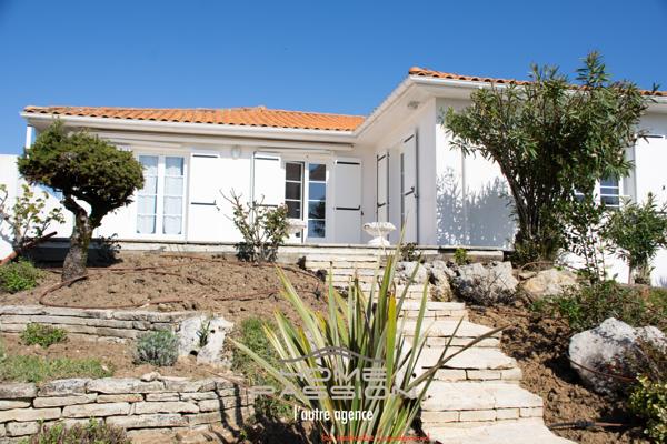 Maison
                                                                                                                                                                                                                                                                                                                        6 pièce(s)                                                                                                                                                                                                          4 chambre(s)                                                                                                                                                                                                          160  m²
