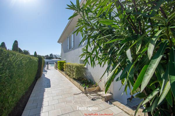 Maison
                                                                                                                                                                                                                                                                                                                        6 pièce(s)                                                                                                                                                                                                          4 chambre(s)                                                                                                                                                                                                          160  m²