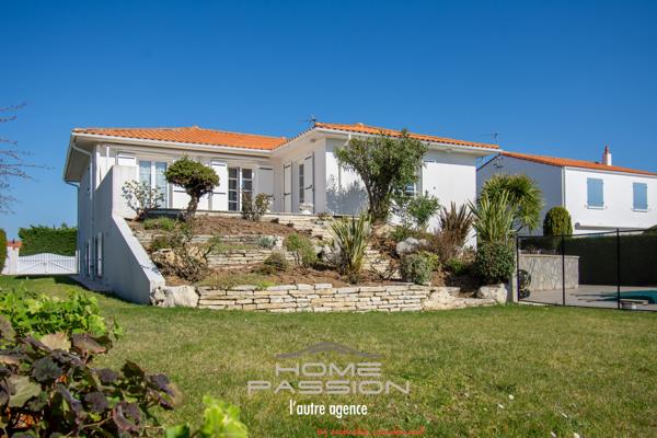 Maison
                                                                                                                                                                                                                                                                                                                        6 pièce(s)                                                                                                                                                                                                          4 chambre(s)                                                                                                                                                                                                          160  m²