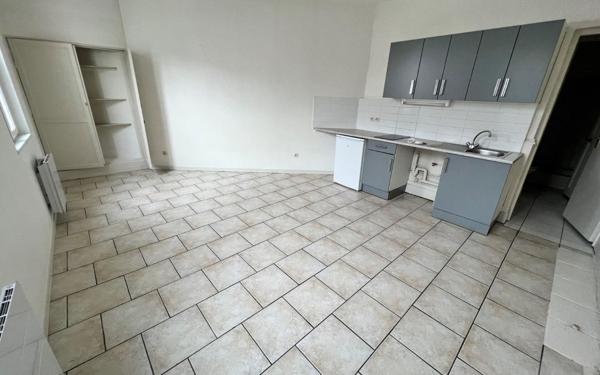 Immeuble à vendre    8 pièces •  Montivilliers