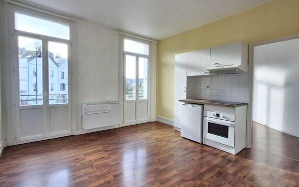 Immeuble à vendre    8 pièces •  Montivilliers