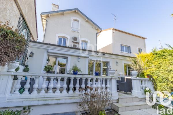 Maison à vendre 8 pièces 190 m² Nanterre