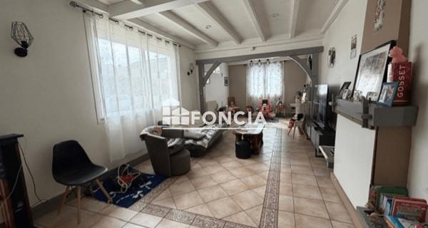 À vendre Maison 6 pièces 163 m² - Oloron-sainte-marie 64400