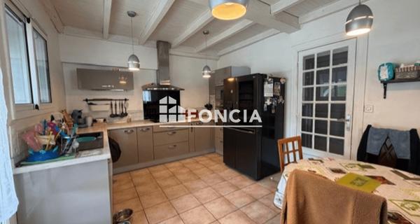À vendre Maison 6 pièces 163 m² - Oloron-sainte-marie 64400