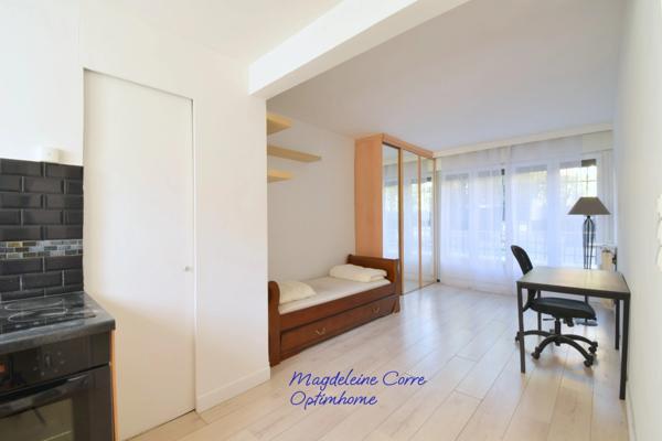 Studio lumineux face au Bois de Vincennes – 22,77 m²