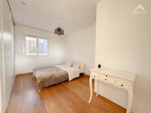 Péron (01630) Maison 6 Pièces 183 m2