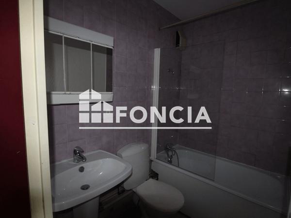 Location Studio meublé 27.6 m² - 8 AVENUE DE DU GRANIER Meylan 38240