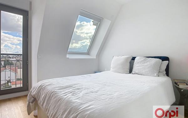 Appartement à vendre    3 pièces • 77,82 m2 Clamart