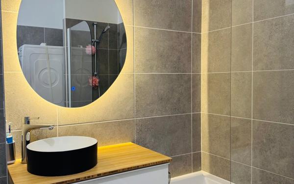 Appartement à vendre    3 pièces • 77,82 m2 Clamart