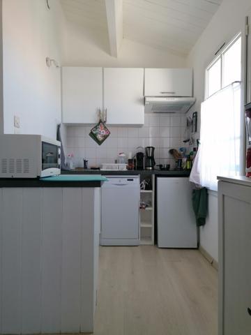 Location APPARTEMENT lumineux 30.96 m² avec chambre mezzanine fermée St Martin de Ré - 17410 / Réf. : 0003