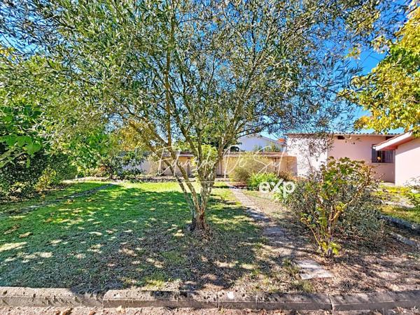 Maison de plain-pied 98 m² avec garage et véranda – Quartier Chambéry – Habitable en l’état sur 800 m² de terrain