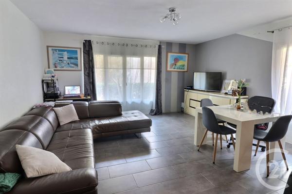 Appartement T3 à vendre  3 pièces - 80,41 m2 FREJUS - 83