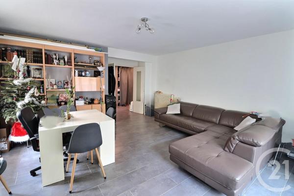 Appartement T3 à vendre  3 pièces - 80,41 m2 FREJUS - 83