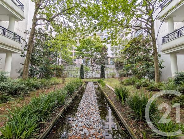 Appartement F4 à vendre  4 pièces - 72,29 m2 SURESNES - 92