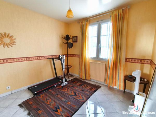 Maison de plain-pied à Villaines la Juhel