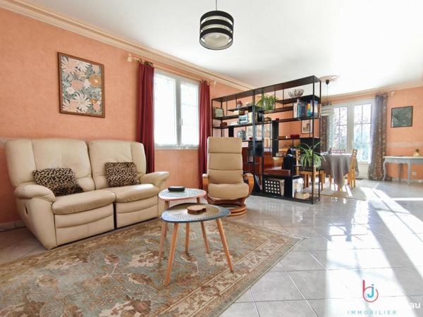 Maison de plain-pied à Villaines la Juhel