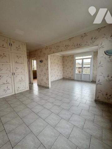 MAISON ANCIENNE A RAFRAICHIR