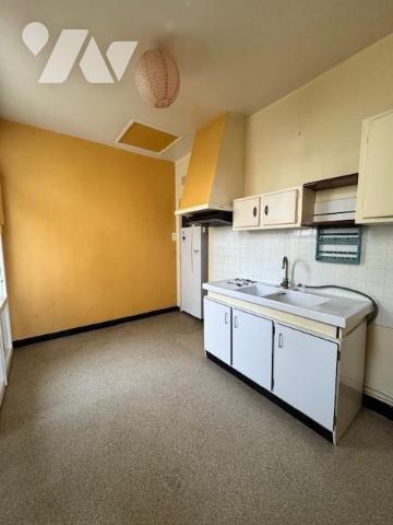 MAISON ANCIENNE A RAFRAICHIR