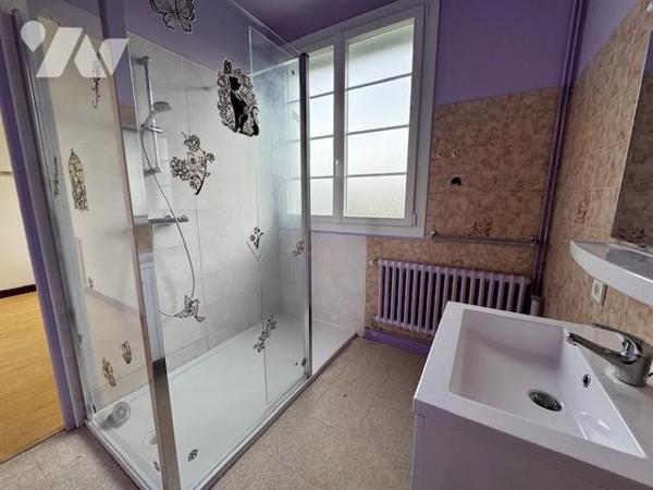 MAISON ANCIENNE A RAFRAICHIR