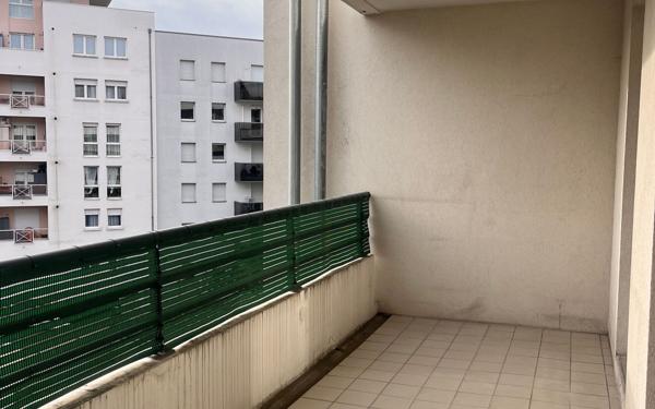 Appartement à louer    3 pièces • 63,77 m2 Annemasse