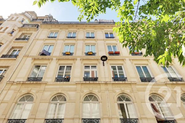 Appartement à vendre  3 pièces - 75,74 m 2   PARIS  - 75009