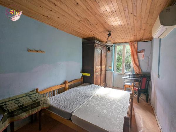 MAISON FAMILIALE À 20 MIN AU NORD-EST DE COGNAC Cette ...