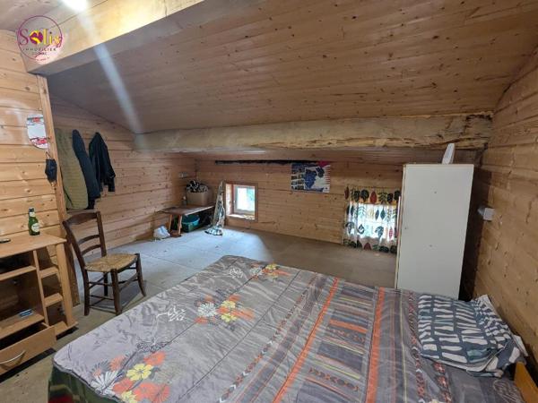 MAISON FAMILIALE À 20 MIN AU NORD-EST DE COGNAC Cette ...