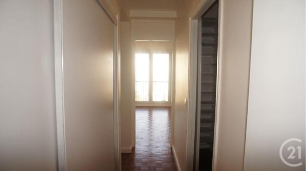 Appartement F5 à vendre  5 pièces - 102,74 m2 ST CLOUD - 92