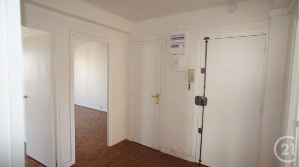 Appartement F5 à vendre  5 pièces - 102,74 m2 ST CLOUD - 92