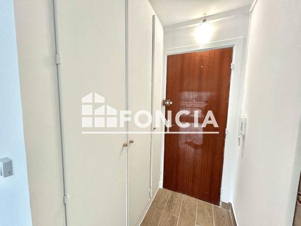 Location Studio 28.3 m² - Boulogne Billancourt 92100