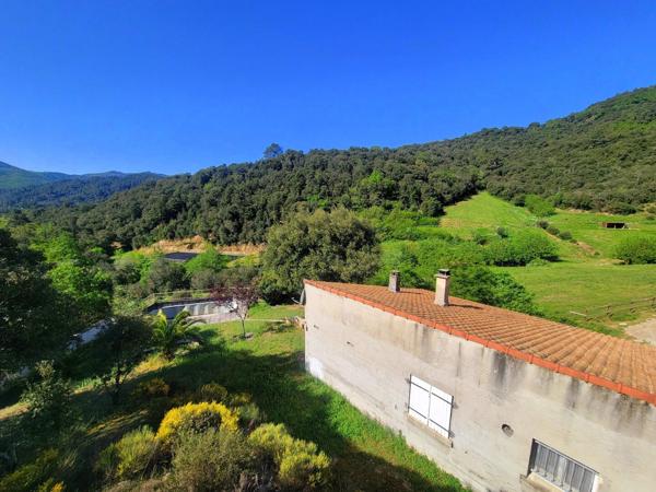 Maison de campagne sur 4 800 m² de terrain – Vue dégagée, au calme 270 000 €