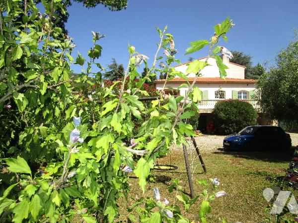 TRES BELLE VILLA !!!